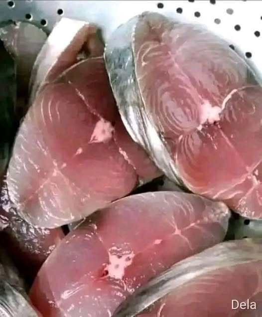 Warning: Eating fish improves heart health and supports brain function… See more