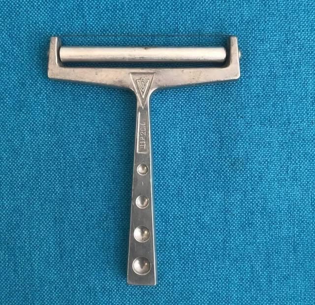 The entire internet searched for this and was unable to identify it. I have no idea what this is, and neither do 90% of others.